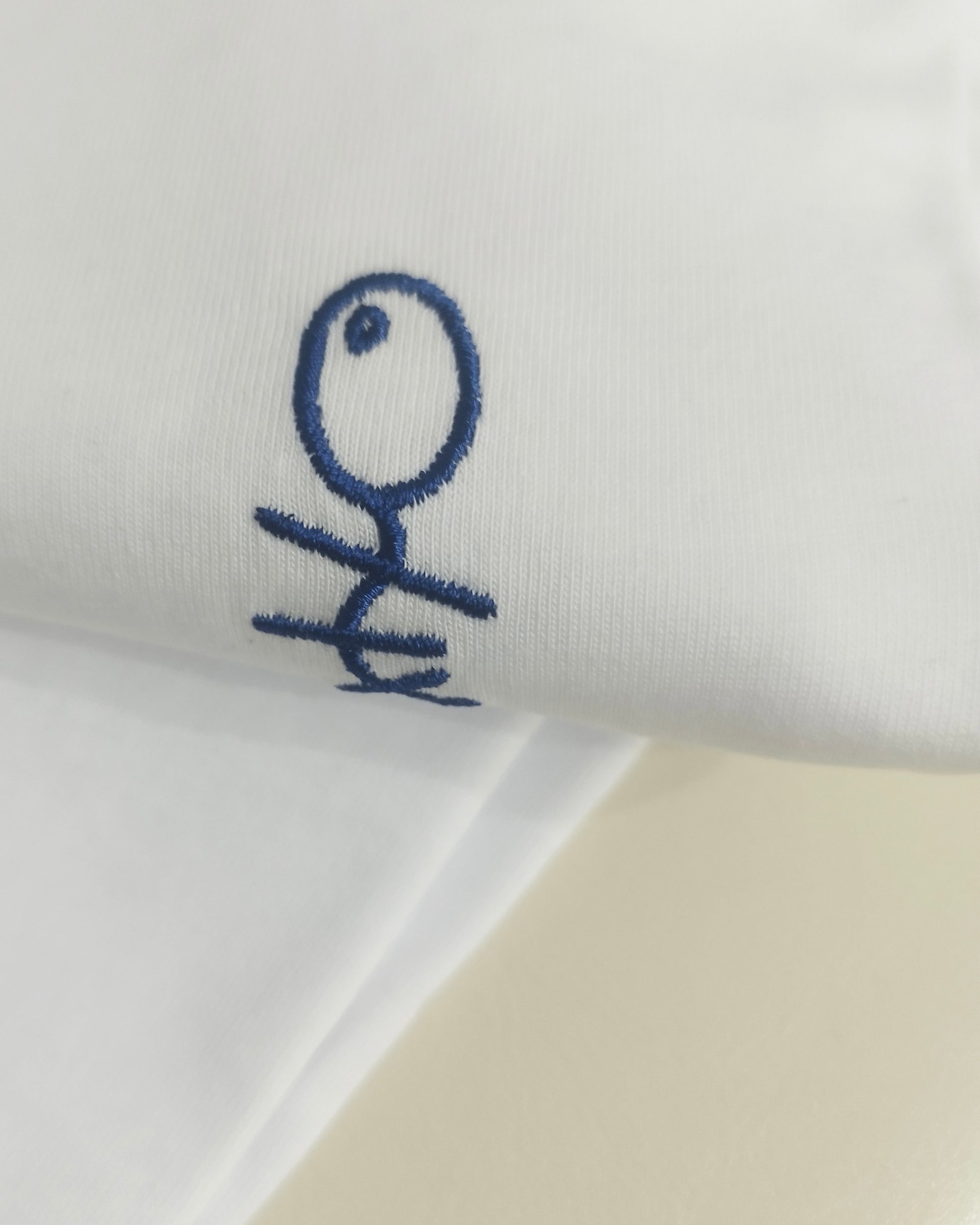 BRAND WHITE BASIC